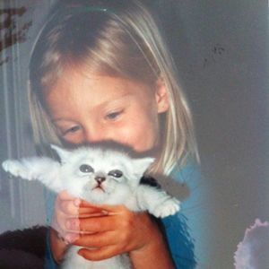 Meet your Posher, Maya